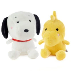 Hallmark Better Together Peanuts® Snoopy And Woodstock Magnetic Plush, 5.25" -Hallmark Sales Store Better Together Peanuts Snoopy Woodstock Magnetic Plush 1BTG1003 04