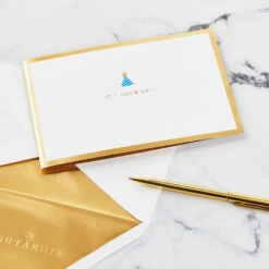 Hallmark It's Your Day Puppy In Present 3D Pop-Up Birthday Card -Hallmark Sales Store Puppy in a Present 3D PopUp Birthday Card 1299LAD2883 05